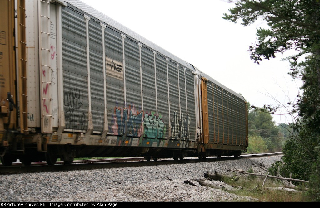 Autoracks PW 104285 and TTGX 159669 head NB